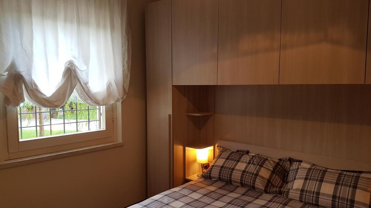 Asso Bed & Breakfast Manerba del Garda Exterior photo