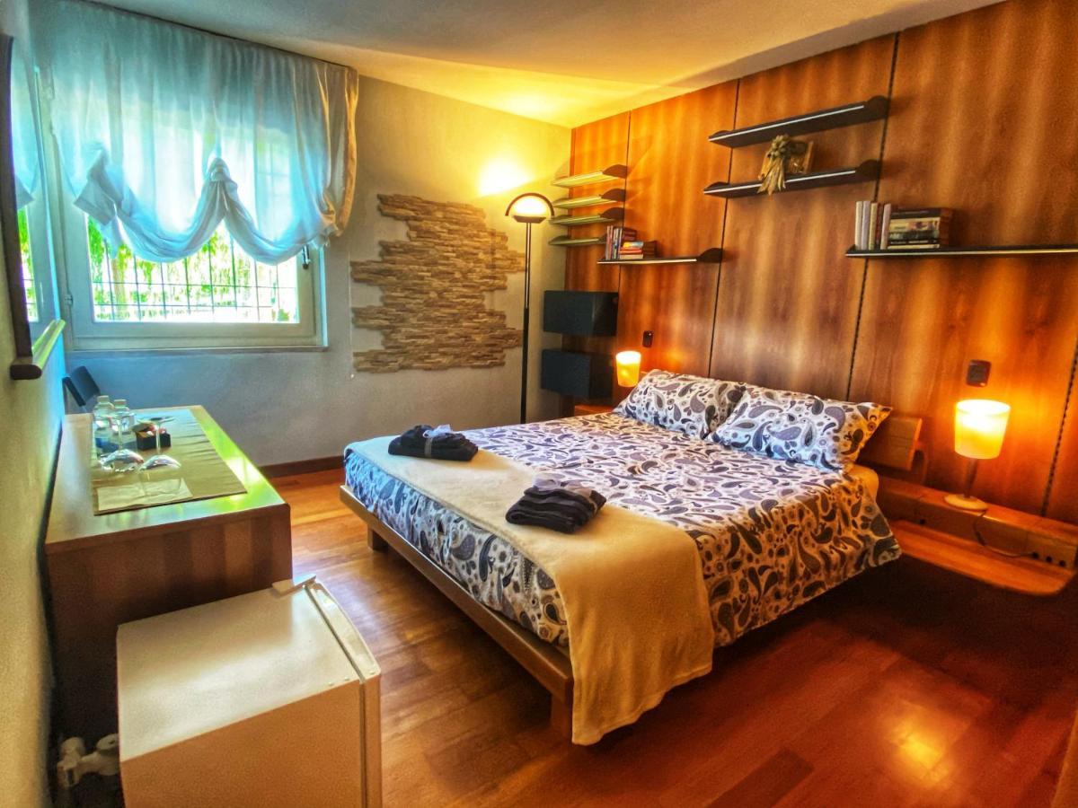 Asso Bed & Breakfast Manerba del Garda Exterior photo