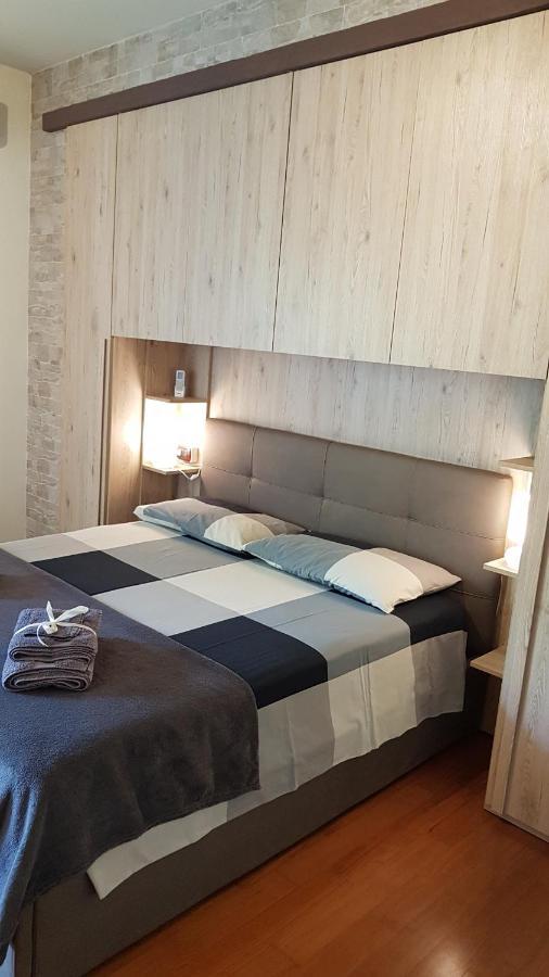 Asso Bed & Breakfast Manerba del Garda Exterior photo